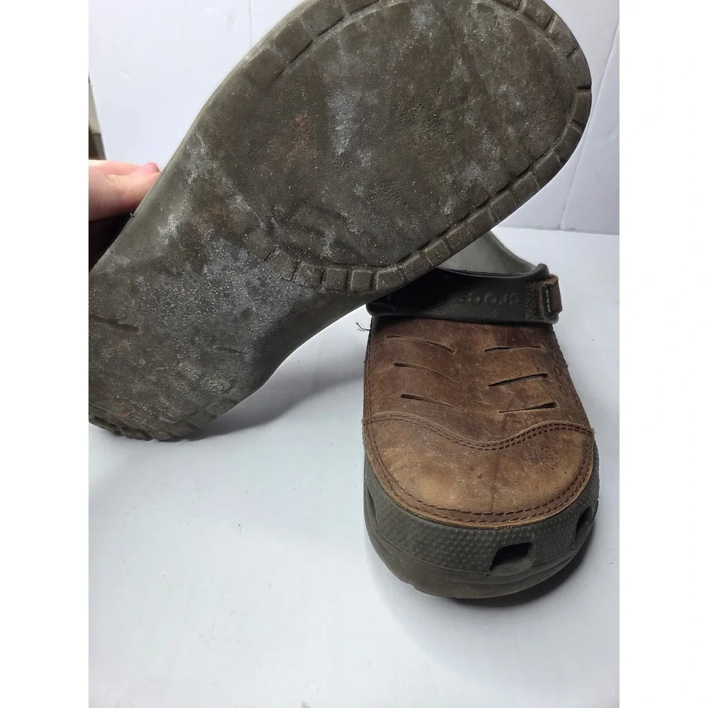 Crocs Yukon Sport Leather Clogs Brown Olive Green Adjustable Strap Mens 12in